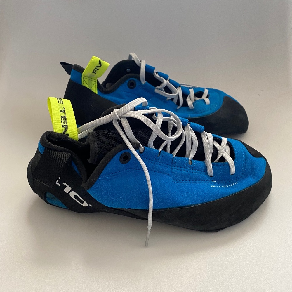 Five Ten 5.10 mens climbing shoes size 10 US